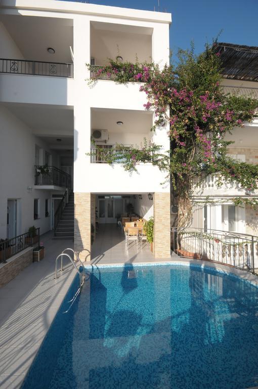 Apartments Leut Sveti Stefan Εξωτερικό φωτογραφία