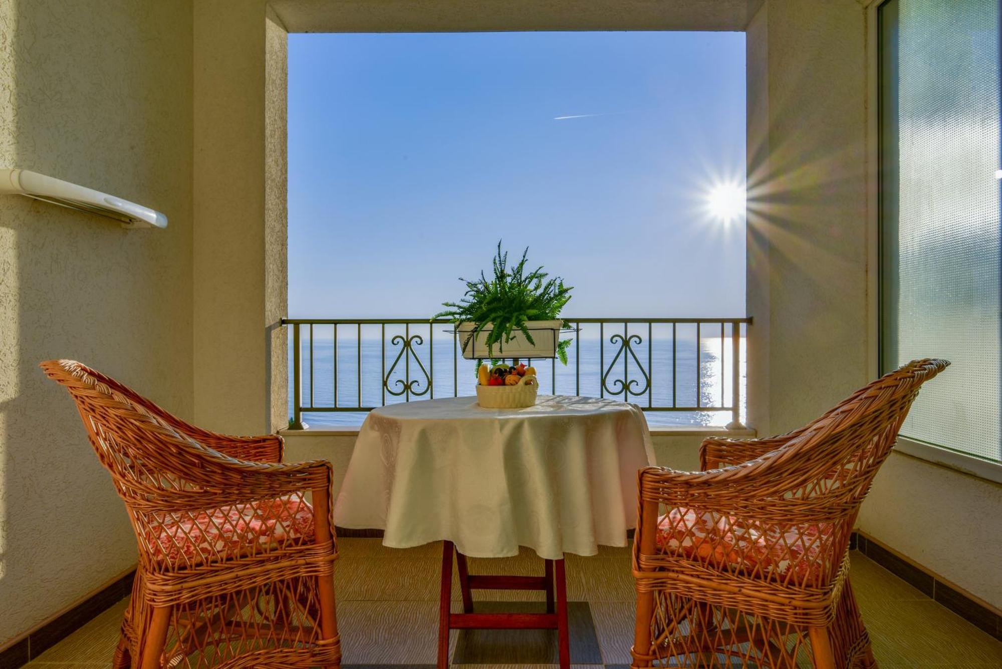 Apartments Leut Sveti Stefan Δωμάτιο φωτογραφία