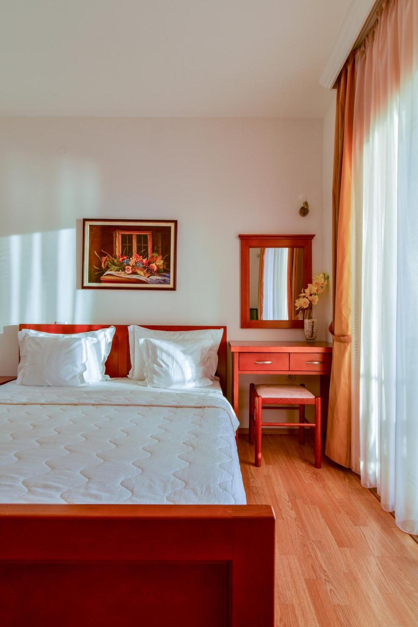 Apartments Leut Sveti Stefan Δωμάτιο φωτογραφία