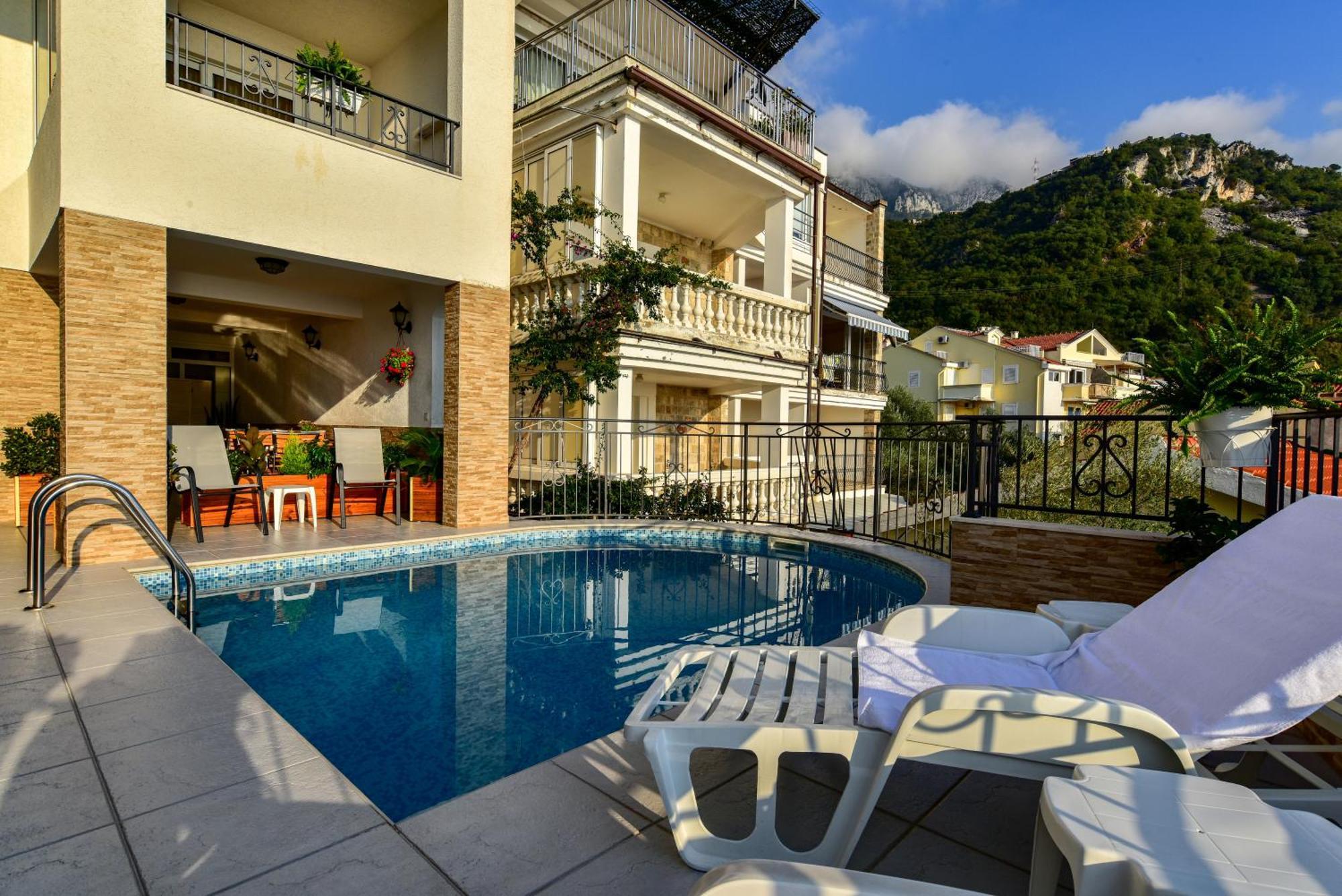 Apartments Leut Sveti Stefan Δωμάτιο φωτογραφία