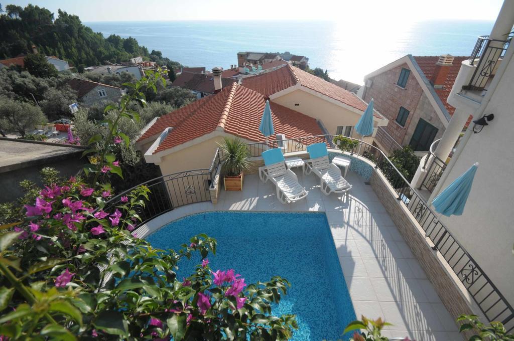 Apartments Leut Sveti Stefan Εξωτερικό φωτογραφία