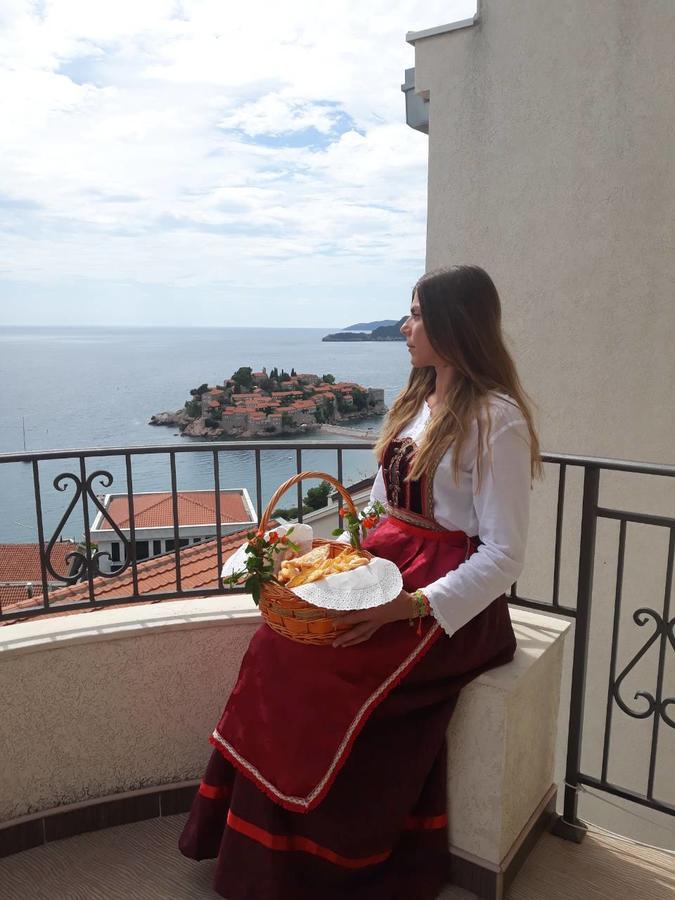 Apartments Leut Sveti Stefan Εξωτερικό φωτογραφία