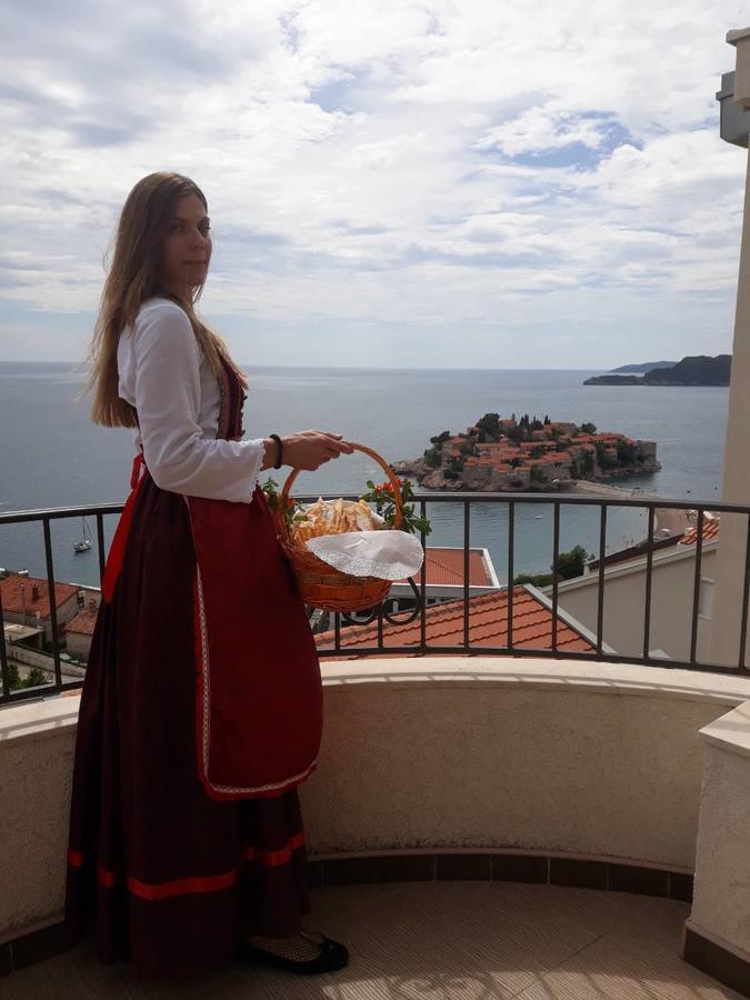 Apartments Leut Sveti Stefan Εξωτερικό φωτογραφία