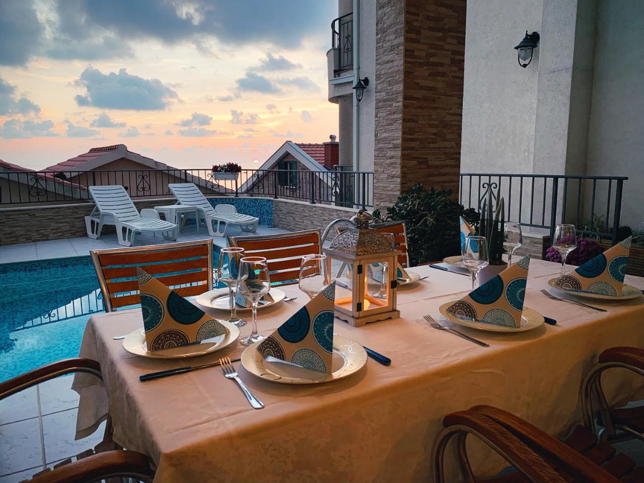 Apartments Leut Sveti Stefan Εξωτερικό φωτογραφία